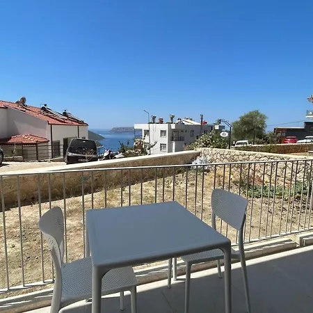 Freya Apartment