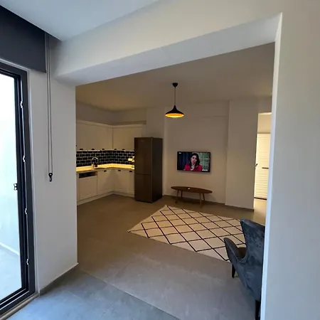 Freya Apartment *